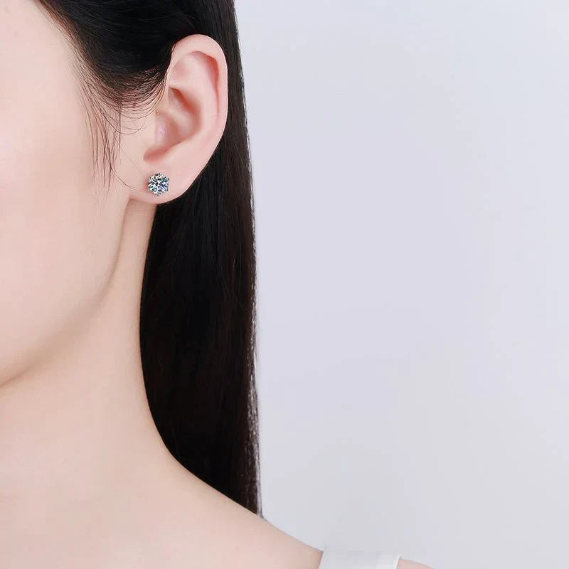 KNOBSPIN Moissanite Stud Earrings 18K White Gold Plated