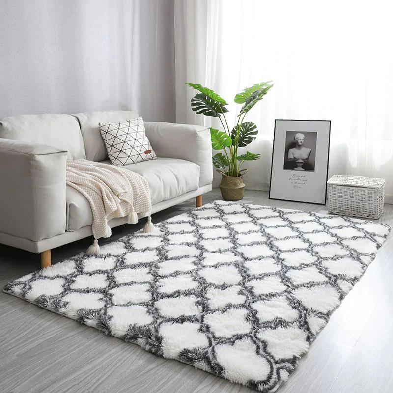 Zig Zag Patterned Fluffy Area Rug