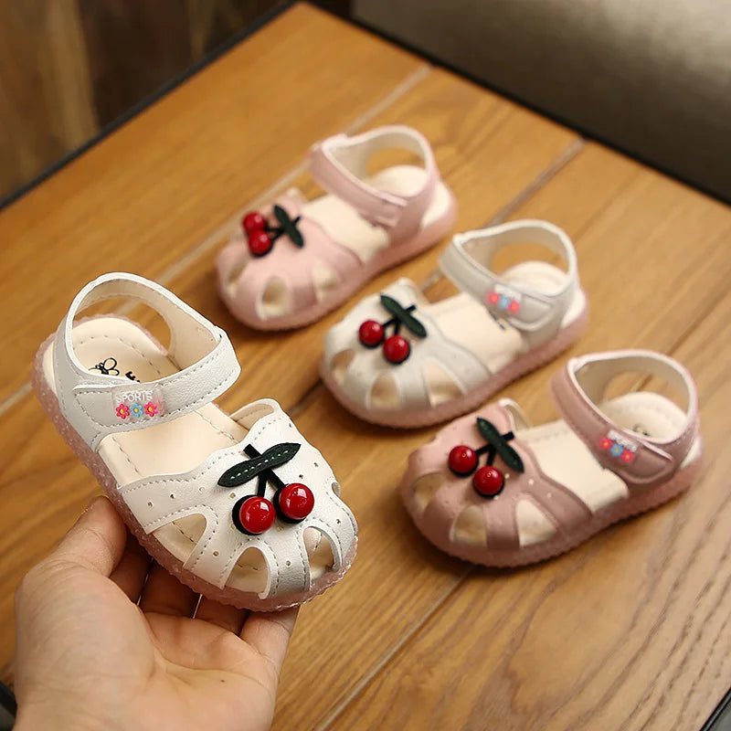 summer cartoon children's sandals Baotou girls baby cherry